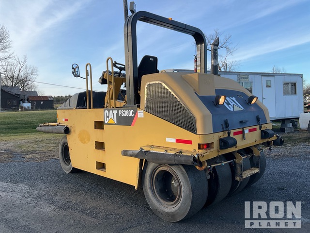 COMPACTADOR NEUMáTICO CATERPILLAR PS360C