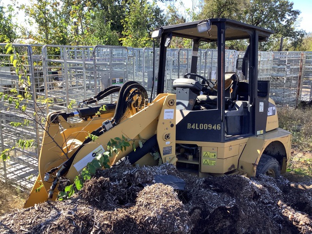 Cat 904B Wheel Loader (Inoperable)
