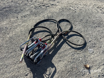 Quantity of (2) Mustang CV3500 Betonrüttler (Unused)