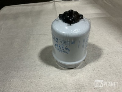 (23) Donaldson P551429 Fuel Filters