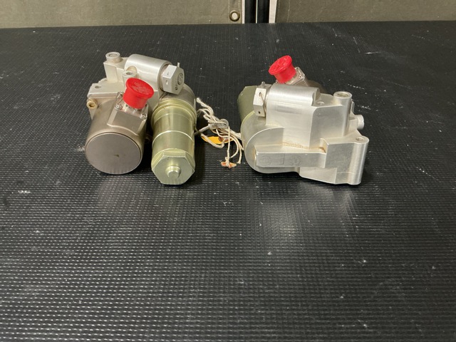 (2) Honeywell 3886260-1 Control Valves