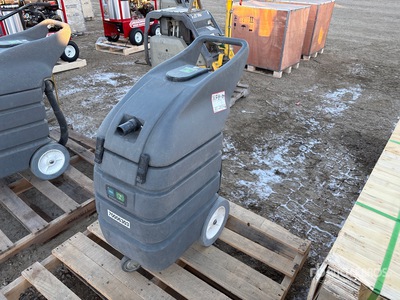 2015 Tennant V-WD-15 Electric Wet/Dry Vacuum