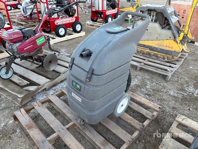 2018 Tennant V-WD-15 Electric Wet/Dry Vacuum