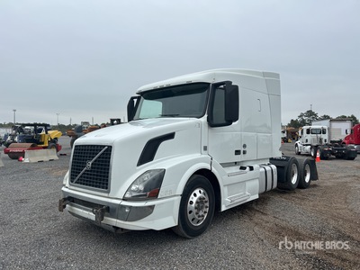 2018 Volvo VNL 6x2 T/A Sleeper Truck Tractor