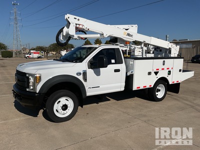 2018 Altec AT40G 40 ft on 2018 Ford F-550 XL 4x2 Bucket Truck