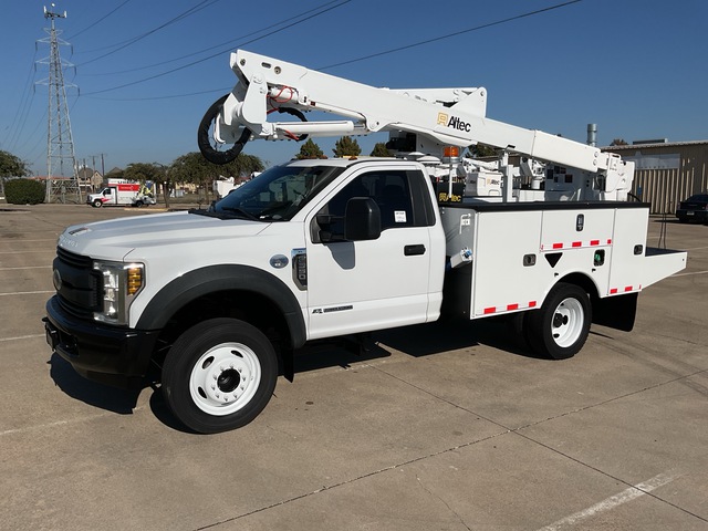 2018 Altec AT40G 40 ft on 2018 Ford F-550 XL 4x2 Bucket Truck 2018 Altec AT40G 40 ft on 2018 Ford F-550 XL 4x2 Bucket Truck