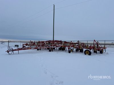 2003 Bourgault 9400 54 ft Cultivator