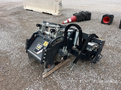 2016 Cat PC104B 18 in Strugarko-grubościówka