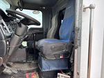 Cab with Seats/armrests