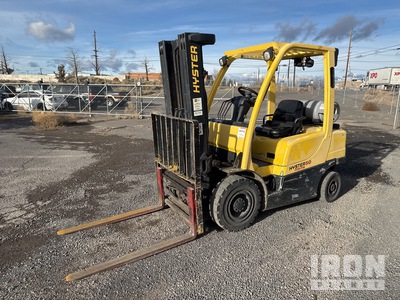2011 Hyster H50XT 4650 lb Cushion Tire Chariot Élévateur