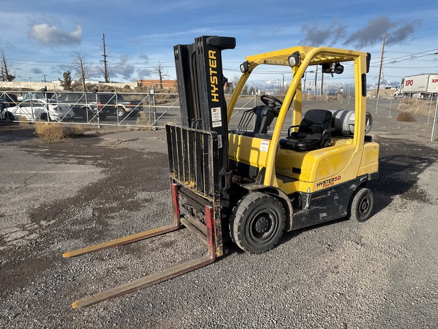 2011 Hyster H50XT 4650 lb Cushion Tire Forklift