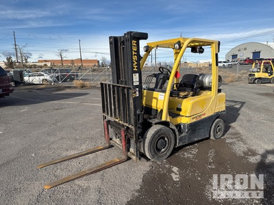 2011 Hyster H50XT 4650 lb Cushion Tire Chariot Élévateur