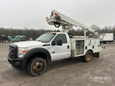 2016 Altec AT235P on 2016 Ford F-550 4x2 Bucket Truck