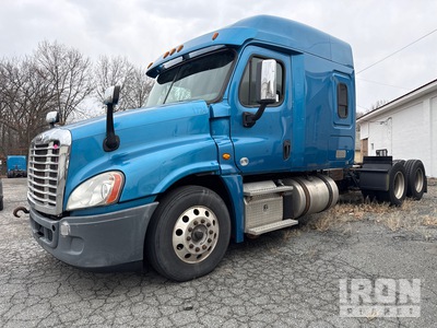 2017 Freightliner Cascadia 125 6x4 T/A Sleeper Truck Tractor (Inoperable)