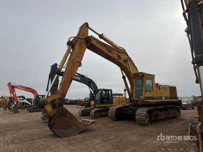 1992 Cat 245B Excavatrice sur chenilles (Inoperable)