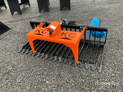 2025 Kit Containers QT-SG-S76-V3 76 in Skeleton Skid Steer Grapple Bucket (Unused)