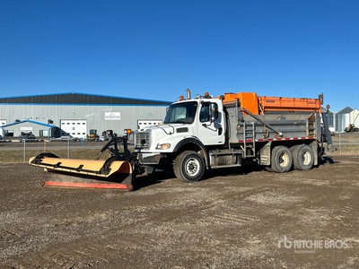 2011 Freightliner M2 112V 6x4 Camión con pala para nieve