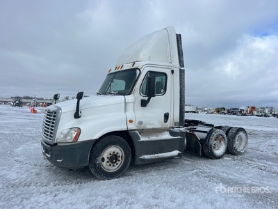 2015 Freightliner Cascadia 125 6x4 3-Achs Sattelzugmaschine