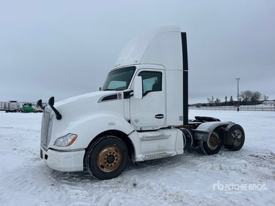2015 Kenworth T680 6x4 T/A Day Cab Truck Tractor