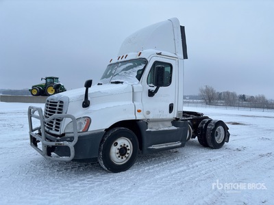 2016 Freightliner Cascadia 125 4x2 S/A Day Cab Truck Tractor