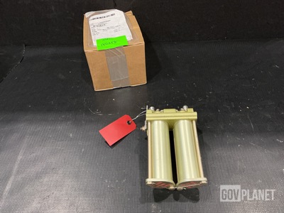 (2) Tactair Fluid Controls 9023-1 Dual Parking Brake Hydraulic Valves