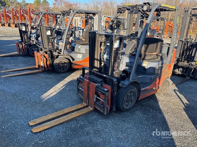2014 Toyota 8FGCU20 4000 lb Forklift