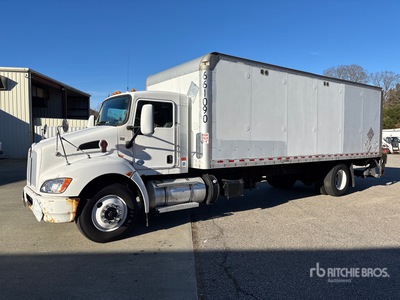 2013 Kenworth T370 4x2 Camion fourgon