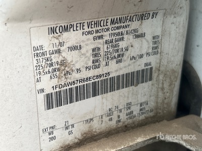 2008 Ford F-550 4x4 Crew Cab Utility Truck