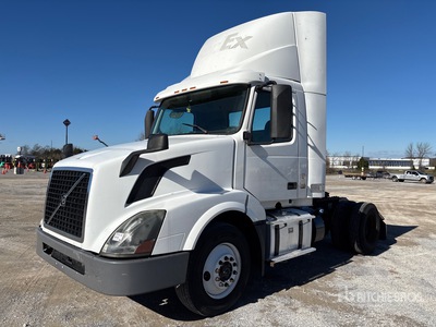 2016 Volvo VNL42T 4x2 Day Cab Truck Tractor