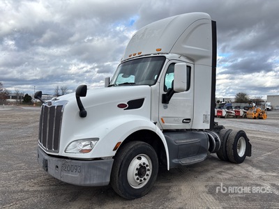 2017 Peterbilt 579 4x2 S/A Day Cab Truck Tractor