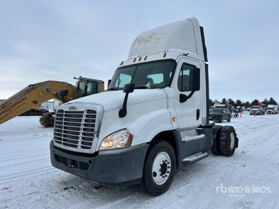 2016 Freightliner Cascadia 125 4x2 S/A Day Cab Truck Tractor