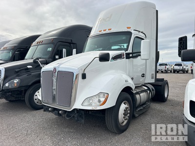 2020 Kenworth T680 4x2 تراكتور شاحنة (أحادي المحور) (Inoperable)