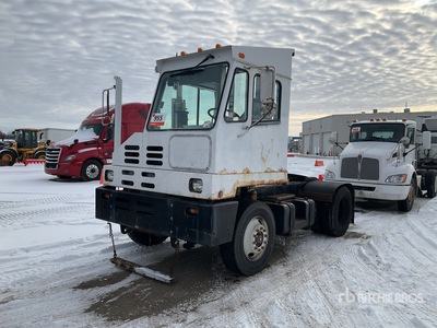 2012 Capacity TJ5000 4x2 Spezial-Sattelzug