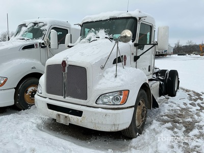 2016 Kenworth T370 4x2 S/A Day Cab Truck Tractor