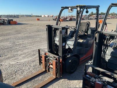 2014 Toyota 8FGCU20 4000 lb Cushion Tire Chariot Élévateur