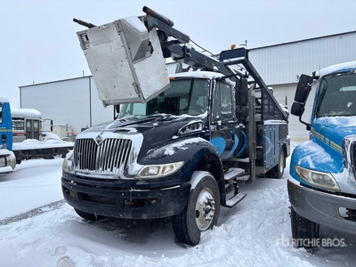 Posi-Plus 800-40-025 35 ft on 2010 International 4400 4x2 Extended Cab Bucket Truck (Inoperable)