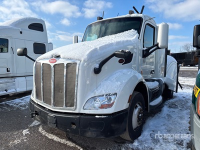2016 Peterbilt 579 4x2 S/A Day Cab Truck Tractor (Inoperable)