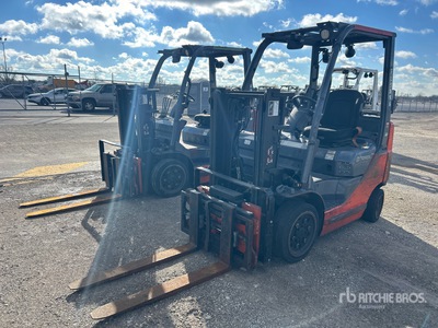 2014 Toyota 8FGCU20 4000 lb Forklift