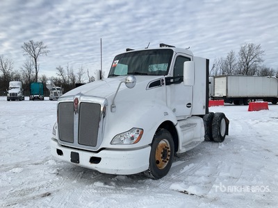 2014 Kenworth T680 4x2 Tracteur Routier