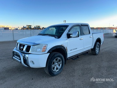 2007 Nissan Titan LE 4x4 Crew Cab Pickup