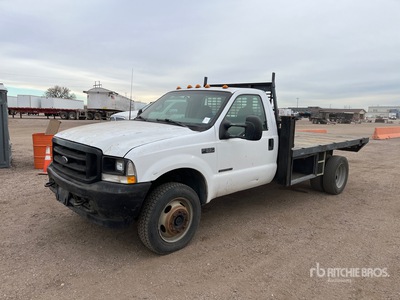 2002 Ford F-550 4x4 Flatbed Truck
