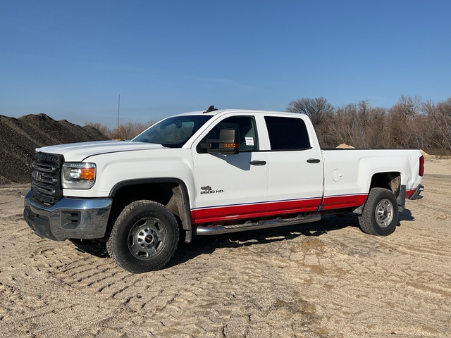 2019 GMC 2500HD 4x4 Crew Cab Pickup 2019 GMC 2500HD 4x4 Crew Cab Pickup