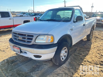 2000 Ford F-150 4x4 Pickup (Inoperable)