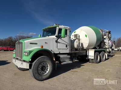 2006 (unverified) Kenworth W900 8x4 Mixer Truck