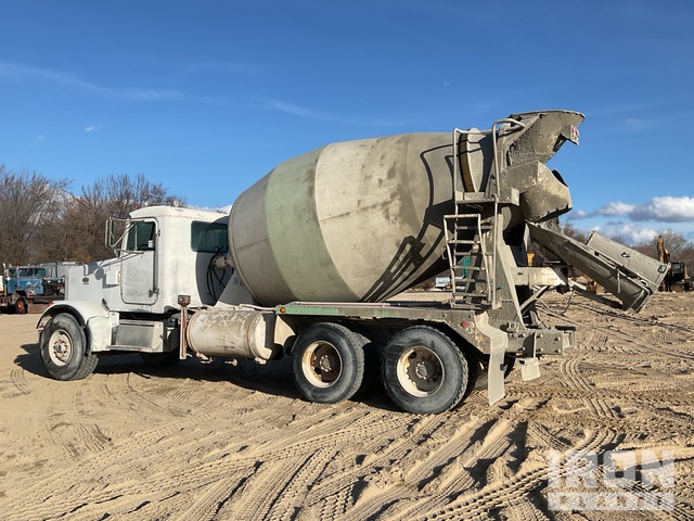 CAMIóN REVOLVEDOR 1998 PETERBILT MCNEILUS 10.5 CYD