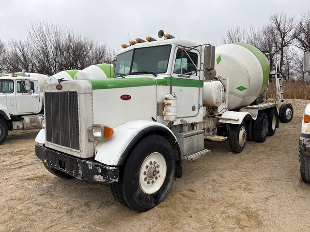 1990 Peterbilt 357 10x4 Mixer Truck