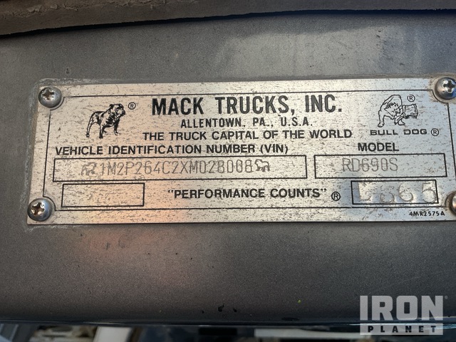 CAMIóN REVOLVEDOR 1999 MACK MCNEILUS 11 CYD