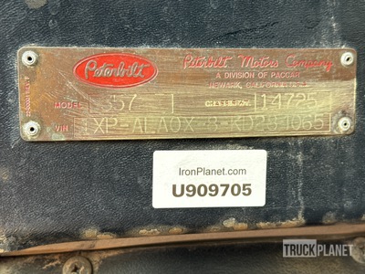 1989 Peterbilt 357 8x4 Mixer Truck