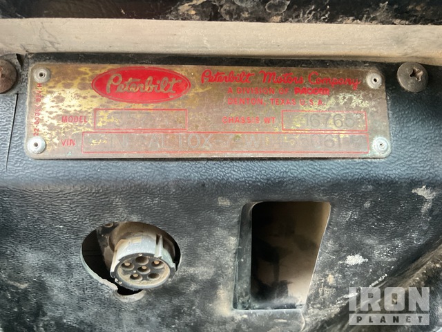 CAMIóN REVOLVEDOR 1998 PETERBILT MCNEILUS 10.5 CYD