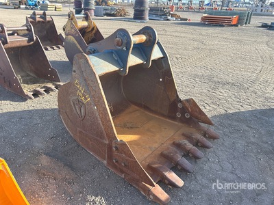 Paladin 48 in Digging Excavator Bucket